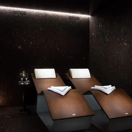 Spirit Superior Wellness - Free Wellness, Wifi, Parking Lägenhet *