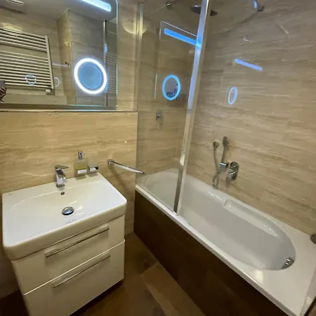Spirit Superior Wellness - Free Wellness, Wifi, Parking Apartman *