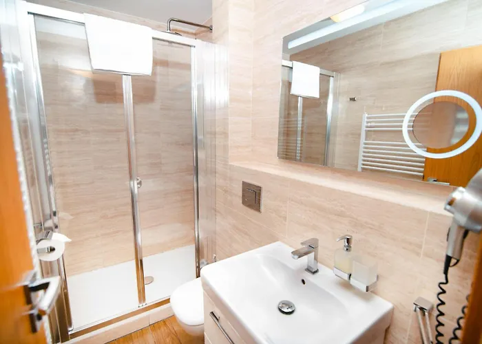 Spirit Superior Wellness - Free Wellness, Wifi, Parking דירה הַרָכוֹב